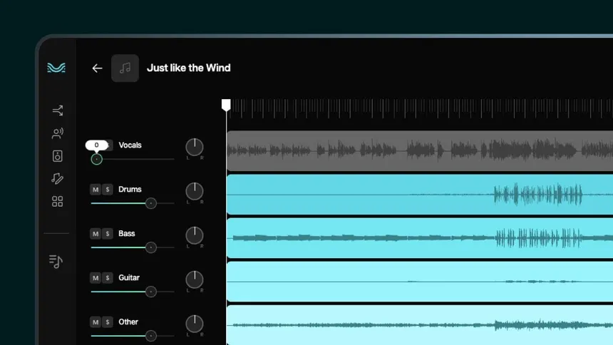 Hybrid studio setup showing a screenshot DAW